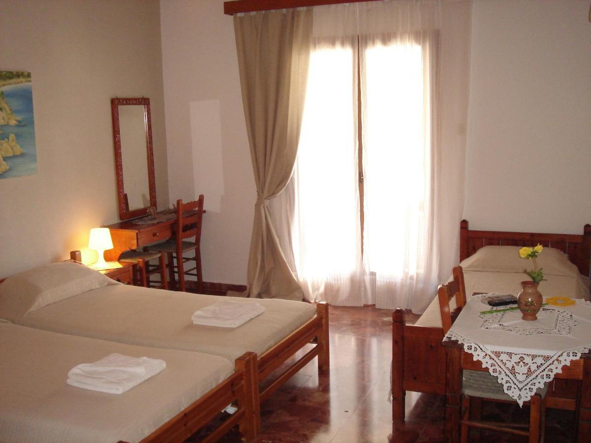 Olga Studios Áfissos Habitación foto