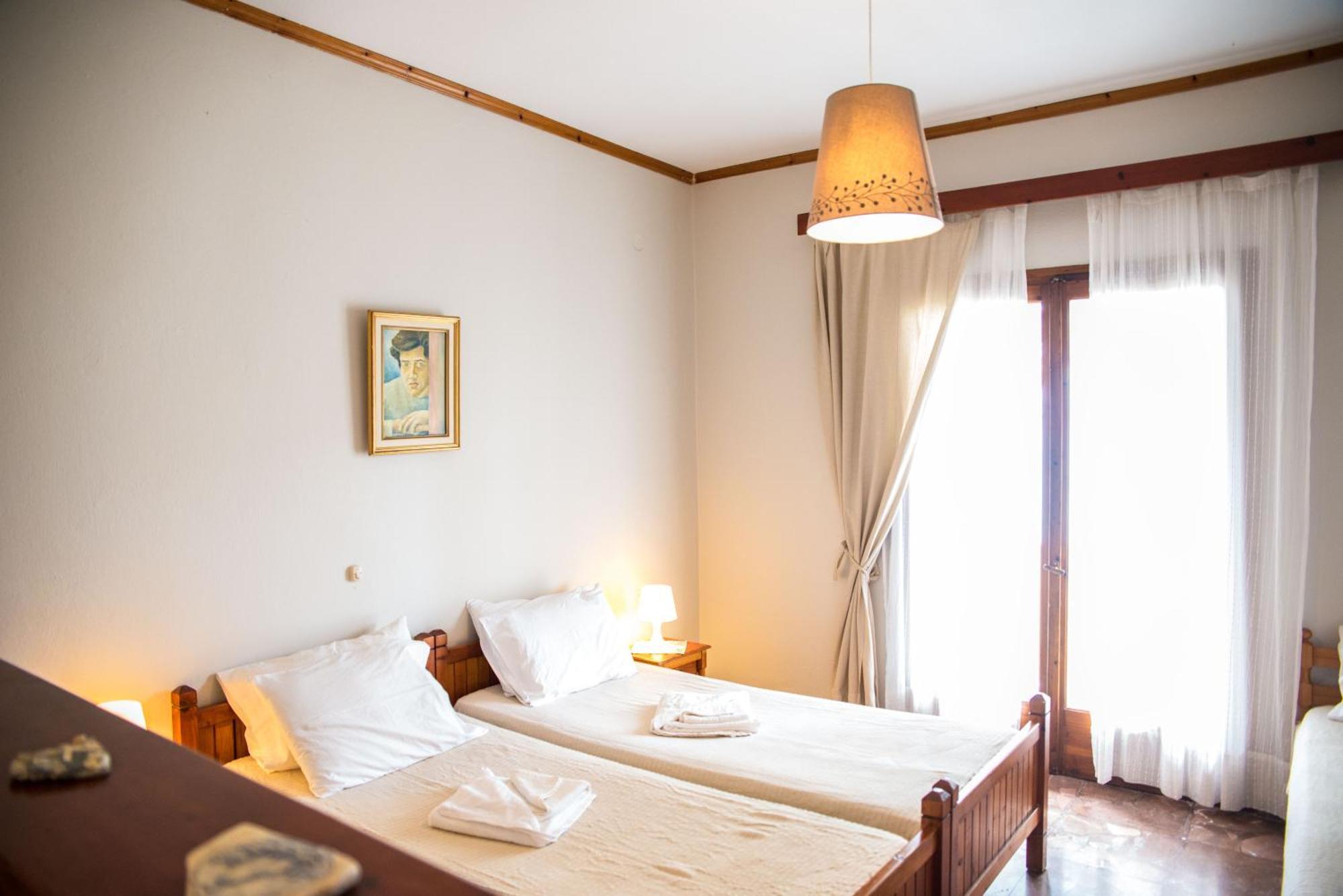 Olga Studios Áfissos Habitación foto