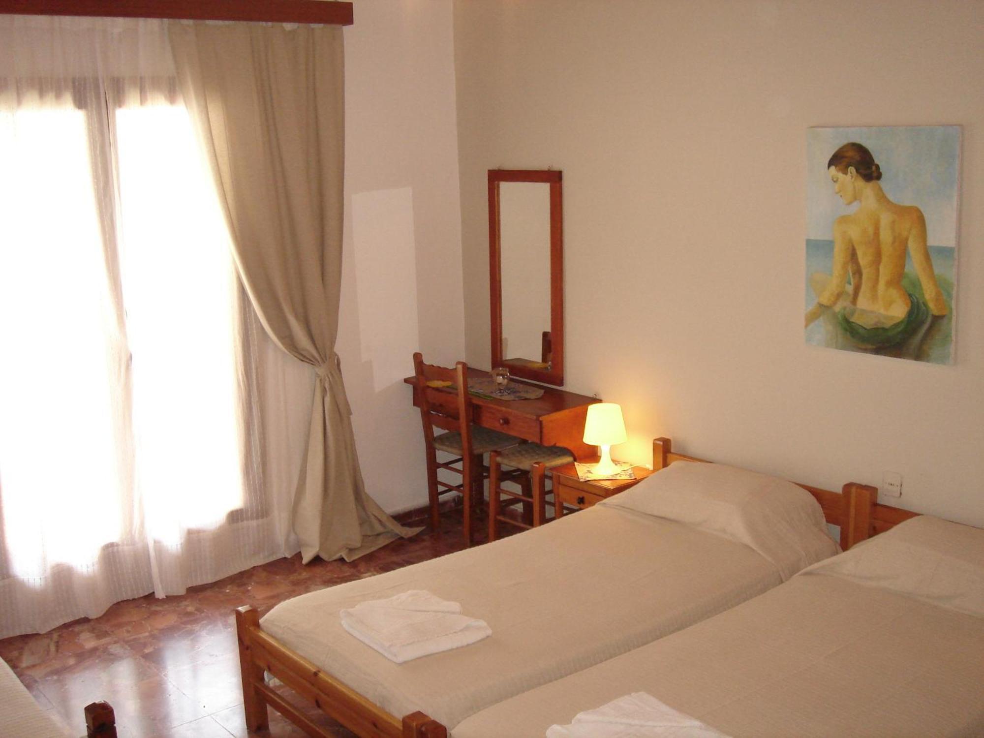 Olga Studios Áfissos Habitación foto